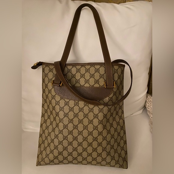Gucci Coated Canvas Tote. Comes with certificate of authenticity! - Picture 2 of 8